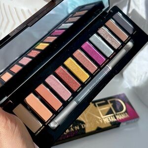 Urban Decay Naked Metal Mania Eyeshadow Palette